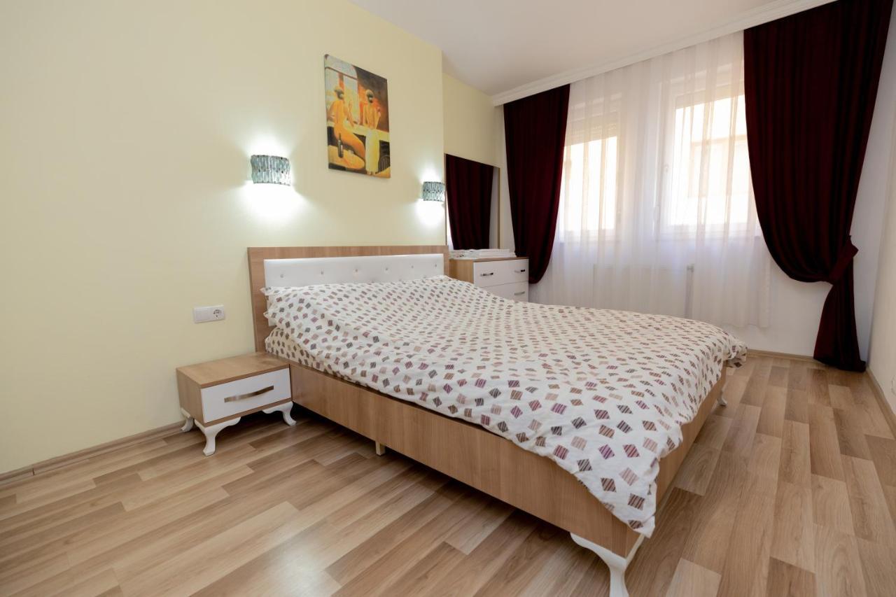 Dodona Aparthotel In Prishtina Пристина Екстериор снимка