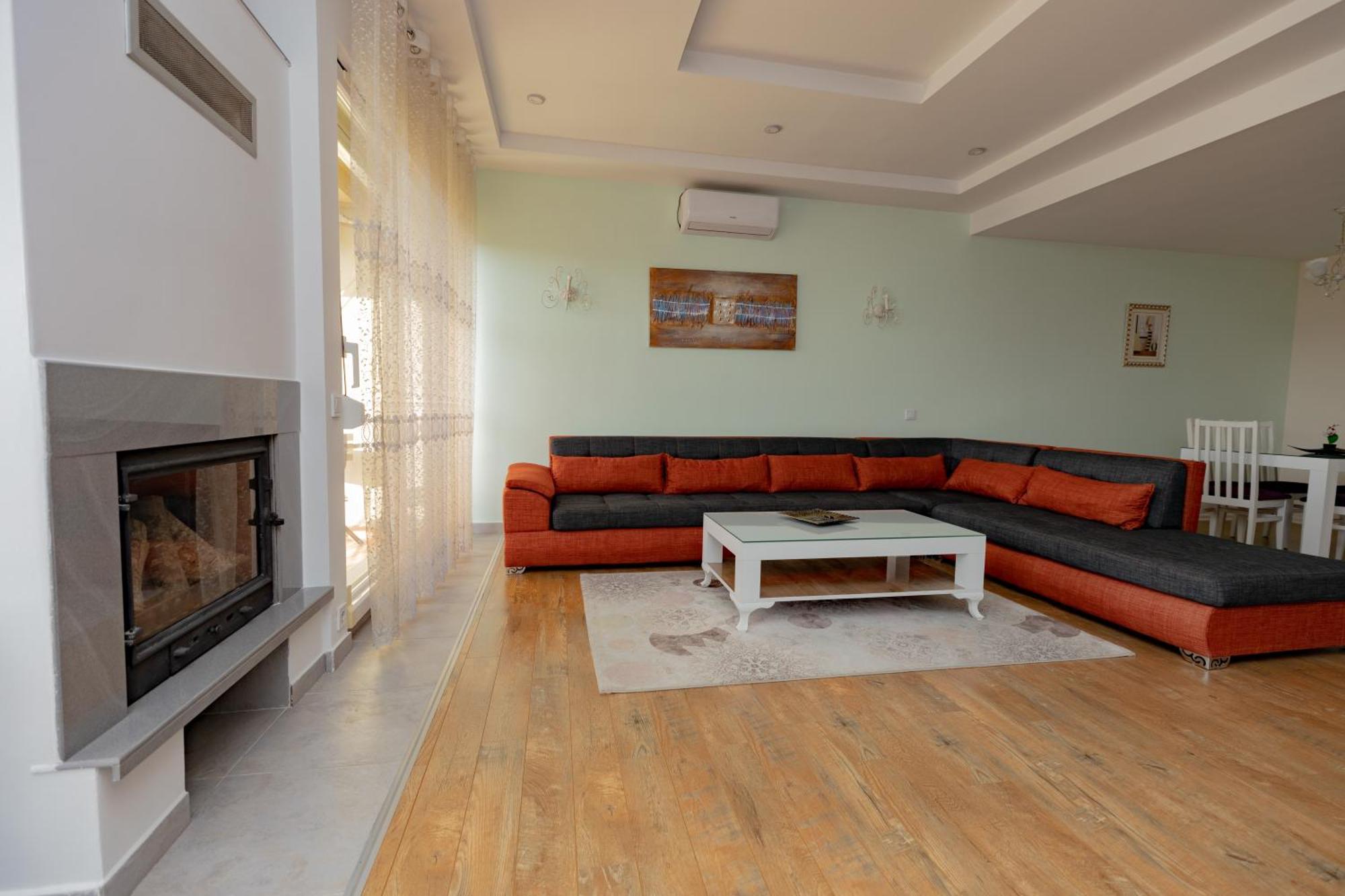 Dodona Aparthotel In Prishtina Пристина Стая снимка