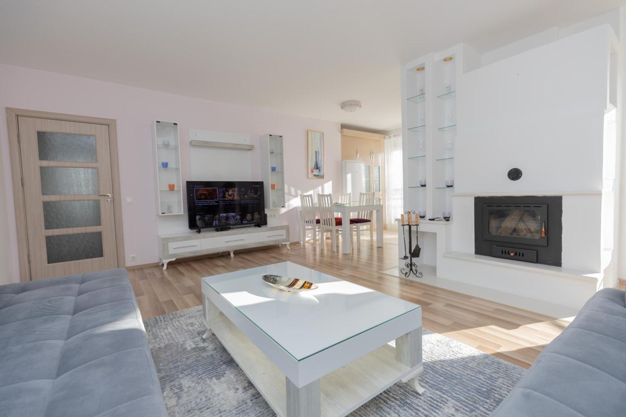 Dodona Aparthotel In Prishtina Пристина Стая снимка