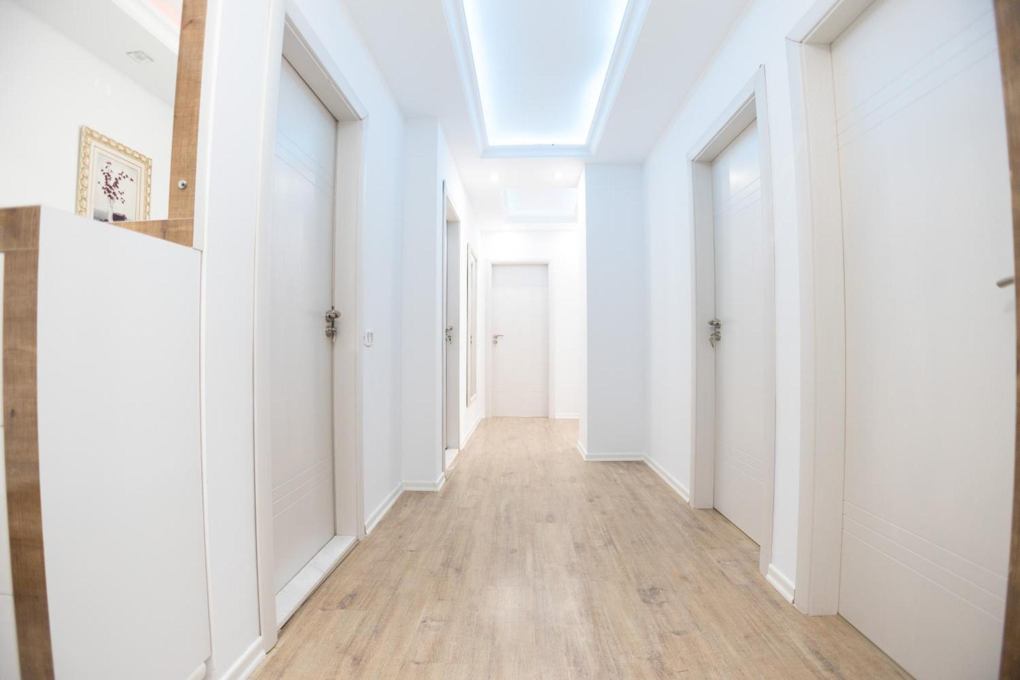 Dodona Aparthotel In Prishtina Пристина Екстериор снимка
