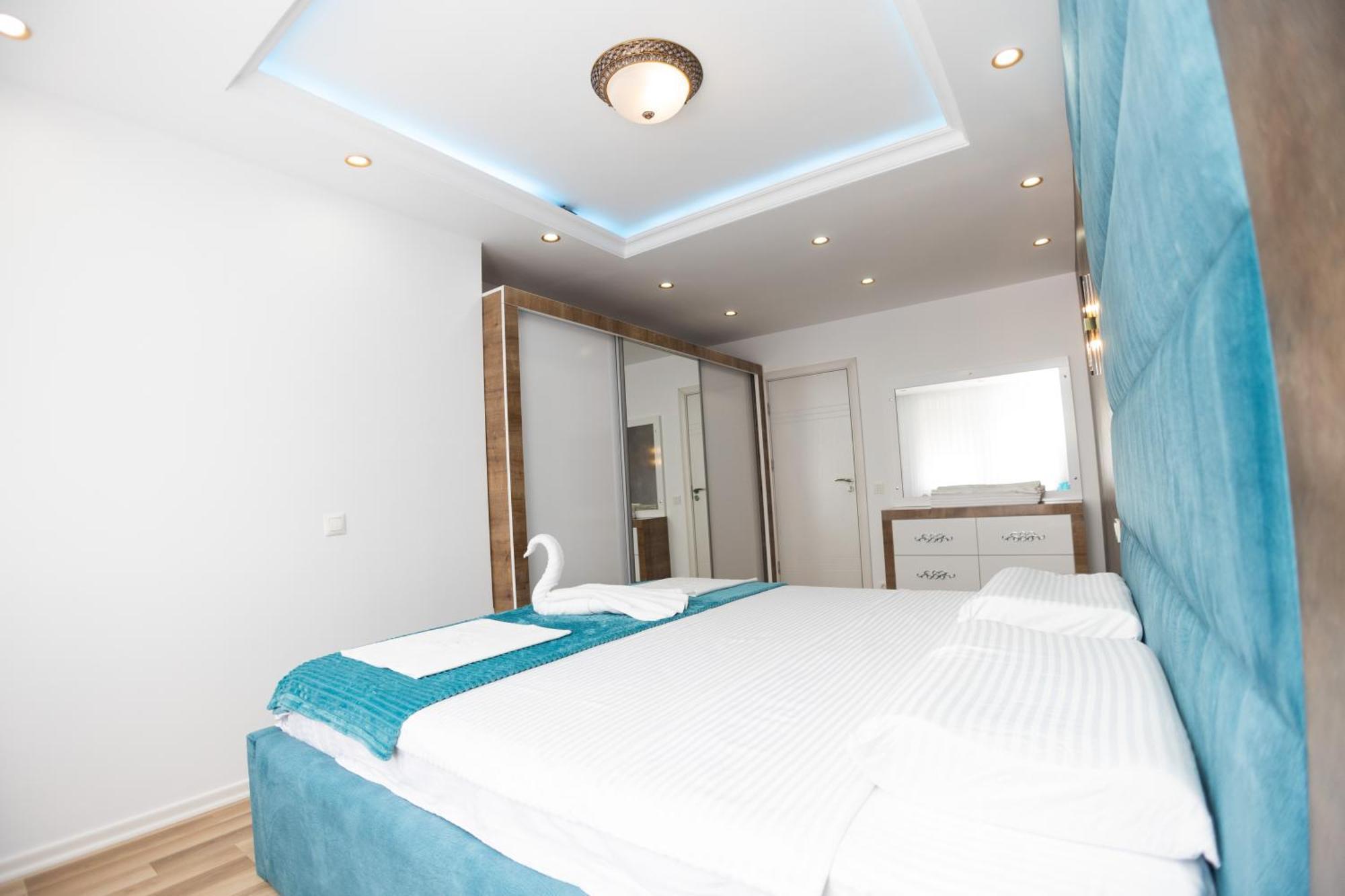 Dodona Aparthotel In Prishtina Пристина Екстериор снимка